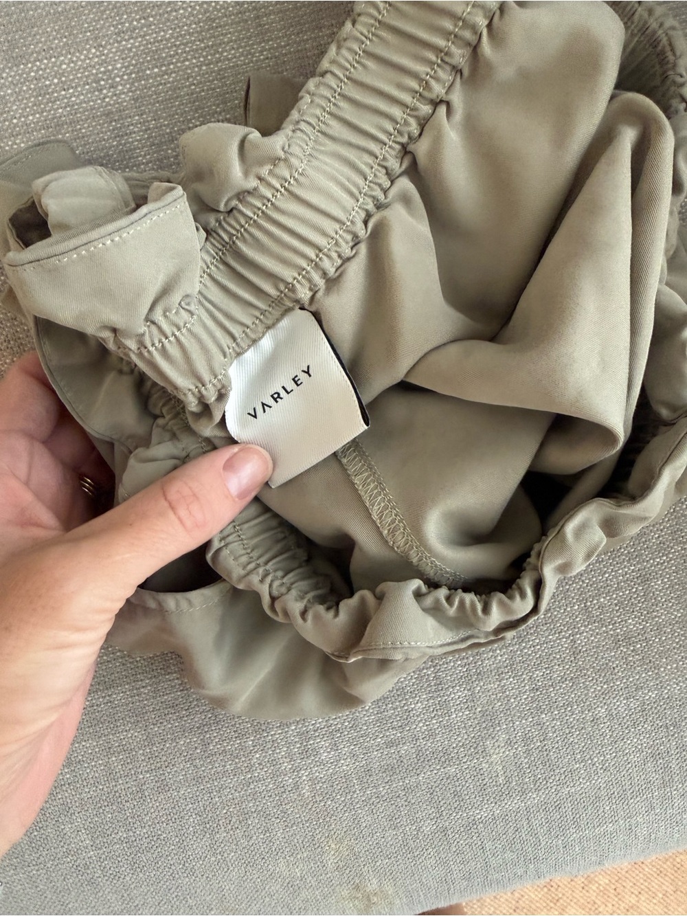 Varley women’s Taupe Elastic-Waist Shorts